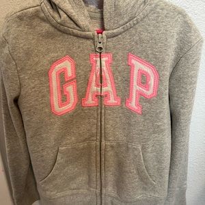 GAP kids size 6 zip up